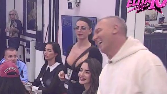 MOĆ U RUKAMA Slađane Krnjajić: Imenovala je omiljenu osobu, a reakcije iz Bele kuće ne prestaju (VIDEO) – omiljena osoba Slađane Krnjajić