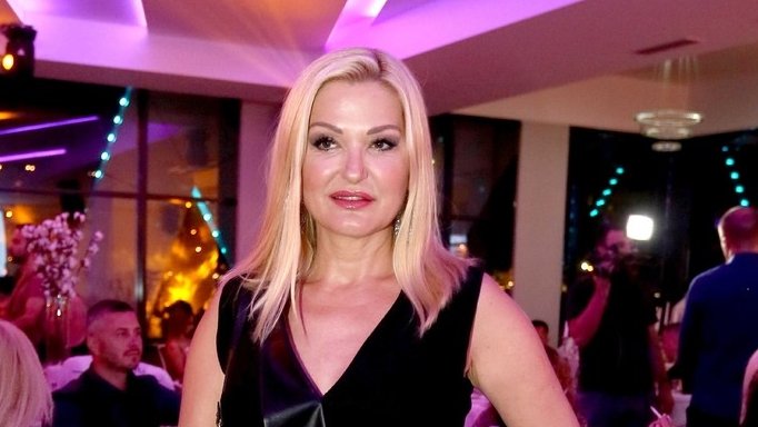 KOMIČAN POČETAK, DANAS SLAVLJE U PORODICI ĐORĐEVIĆ: Sanja javno čestitala suprugu rođendan, ćerka postala doktor nauka (FOTO) – porodica Đorđević