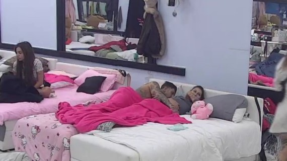PREOKRET U BELOJ KUĆI: Miljana Ristić jutro dočekala u zagrljaju Filipa Đukića, osmeh ne silazi sa lica (VIDEO) – Miljana Ristić i Filip Đukić
