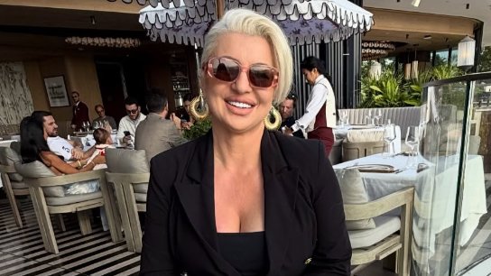 PREOKRET U ŽIVOTU NAŠE PEVAČICE: Alma Tucaković napustila estradu i preselila se u Dubai, otkrila razloge odlaska (FOTO) – Alma Tucaković Dubai