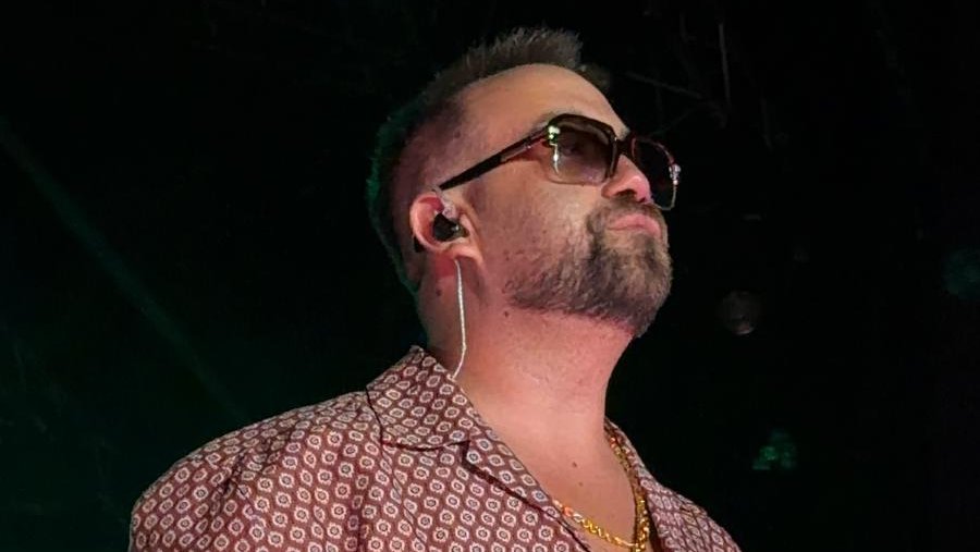 RASTA MENJA PRAVILA IGRE: Pozirao bez majice nakon transformacije, komentari samo pršte (FOTO) – transformacija Raste