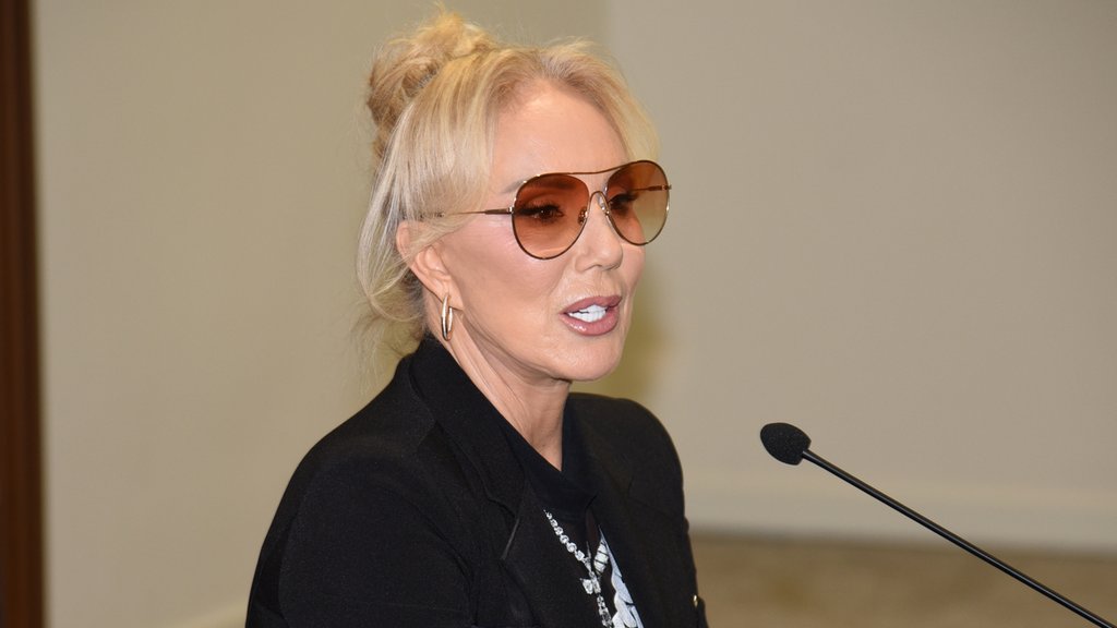 BRENA OTVORILA DUŠU O NAJTEŽEM PERIODU: Pevačica otkrila šokantne detalje borbe sa zdravljem i operacije, evo šta je poručila ženama (FOTO) – BRCA test i Brena