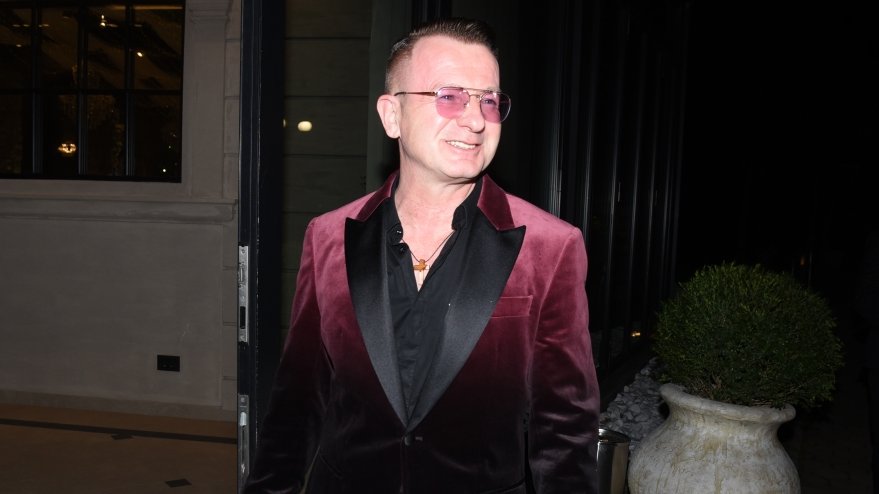 LAPSUS KOJI JE NASMEJAO CELU SCENU: Dejan Ćirković Ćira napravio pometnju izjavom o pesmi, reakcija voditelja sve rekla (FOTO)