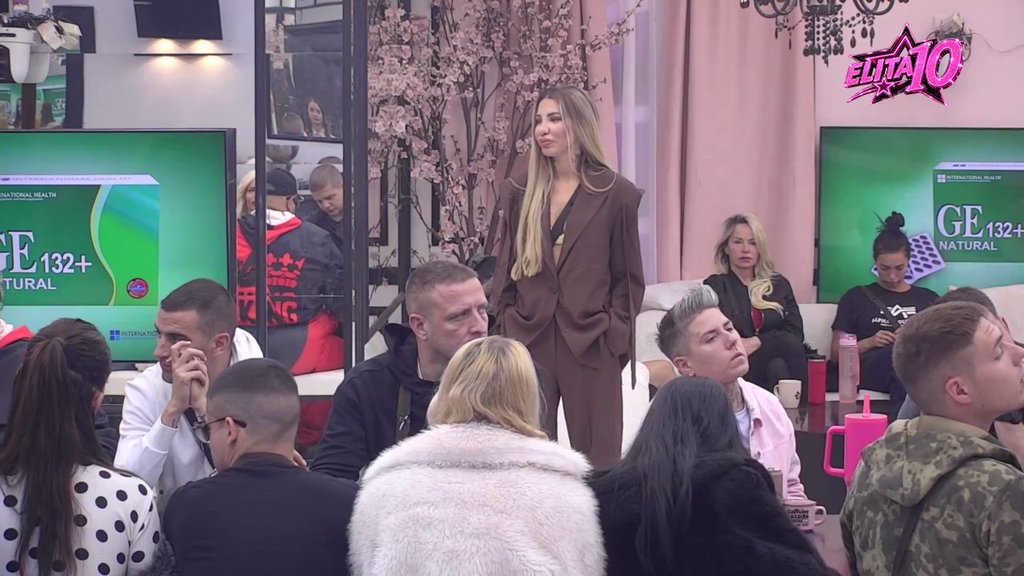 LJUBOMORA UZDRMALA ODNOS ANELI I ANĐELE: Sumnje zbog Cara i tajnih poruka, Đuričićeva negira sve (VIDEO) – ljubomora u Beloj kući