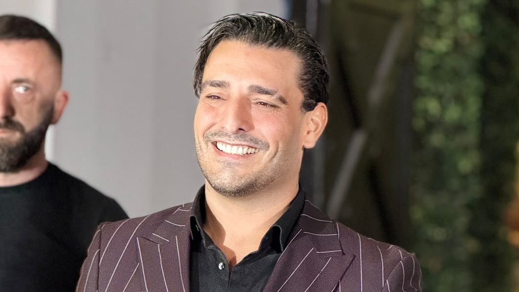 NOVA FAZA ZA DARKA LAZIĆA: Pevač se odlučio za botoks tretman, a evo šta još sprema na svom imanju (FOTO) – Darko Lazić botoks