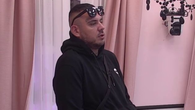 TIHI RAT U BELOJ KUĆI: Aneli i Janjuš otvoreno o odnosu sa Carem, pale nove varnice pred svima (VIDEO) – tihi rat bivših prijatelja