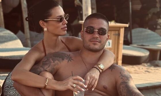 MINIJATURNI BIKINI BOJANE ŠIJAN PODIŽE TEMPERATURU: Sa Mirkom uživa na luksuznom odmoru u Grčkoj, sve pršti od komplimenata (FOTO)