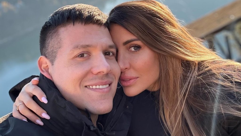 USPOMENE KOJE NE BLEDE: Jelena Radanović otvorila porodični album, stara fotografija izazvala lavinu reakcija (FOTO)