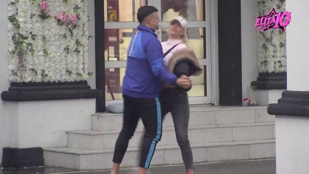 NEVIĐENO ZBLIŽAVANJE U ELITI: Terza i Glorija pokazali nežnost pred svima, zadrugari u čudu (VIDEO) – zbližavanje Terze i Glorije u Eliti