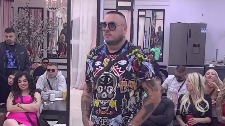 SUKOB EKSPLODIRAO U BELOJ KUĆI: Filip Car napustio emisiju zbog Anelinog komentara, napetost raste među zadrugarima (VIDEO) – sukob u Beloj kući